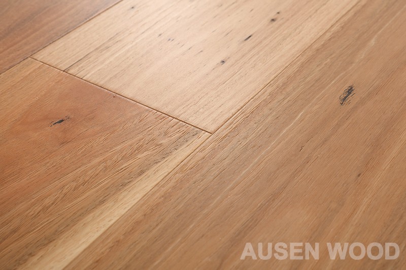 Daintree-Brushed Spotted Gum Plank factory