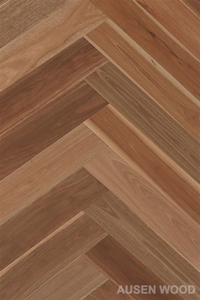 Fläckigt gummi fiskbensgolv